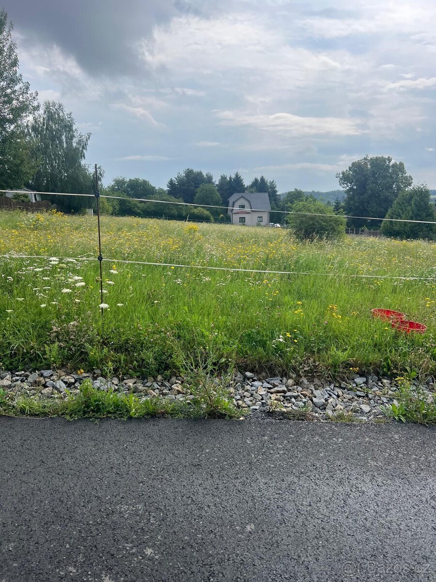 Kunice u Říčan - pozemek na výstavbu RD 1180 m2