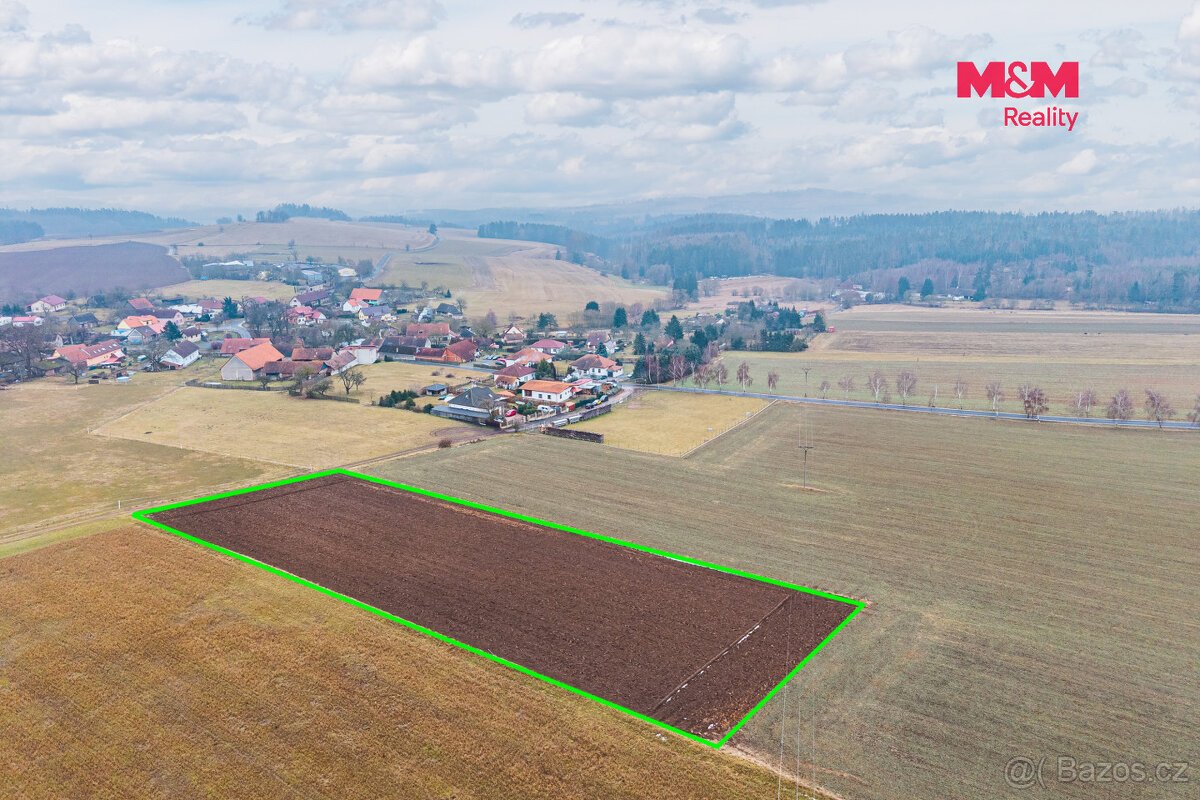 Prodej pole, 5240 m², Sázava