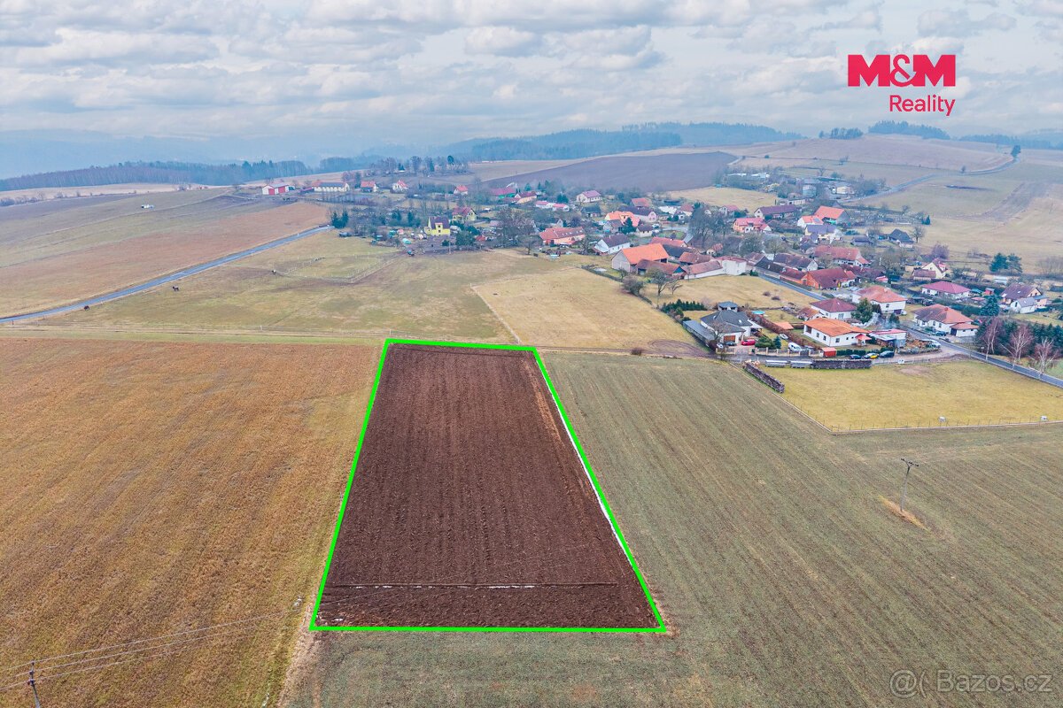 Prodej pole, 5240 m², Sázava
