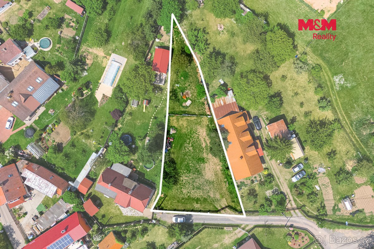 Prodej pozemku, 952 m², Háje