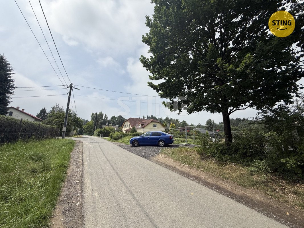 Prodej stavebního pozemku o výměře 1099 m2, obec Boh, 136254