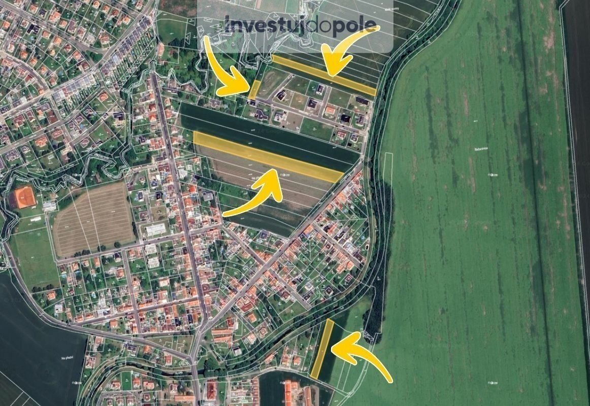 Prodej podílu 1/6 stavebního pozemku 1 645 m², Dobřichov