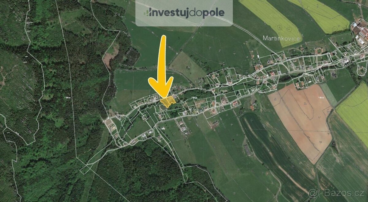 Prodej podílu 1/2 stavebního pozemku 1 629 m², Martínkovice