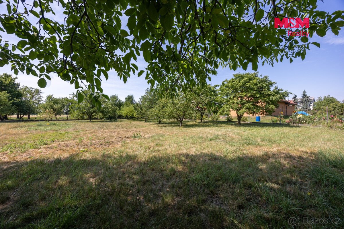 Prodej pozemku k bydlení, 878 m², Věžky