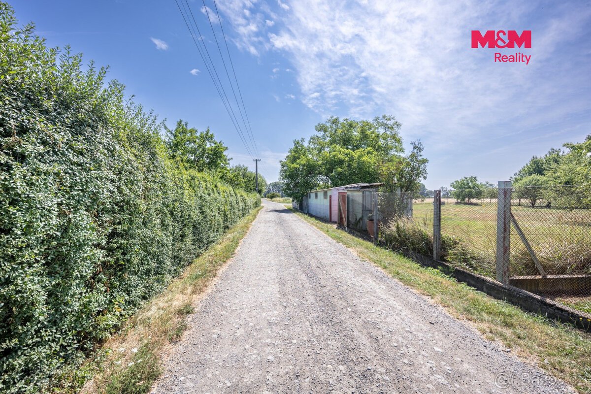Prodej pozemku k bydlení, 878 m², Věžky