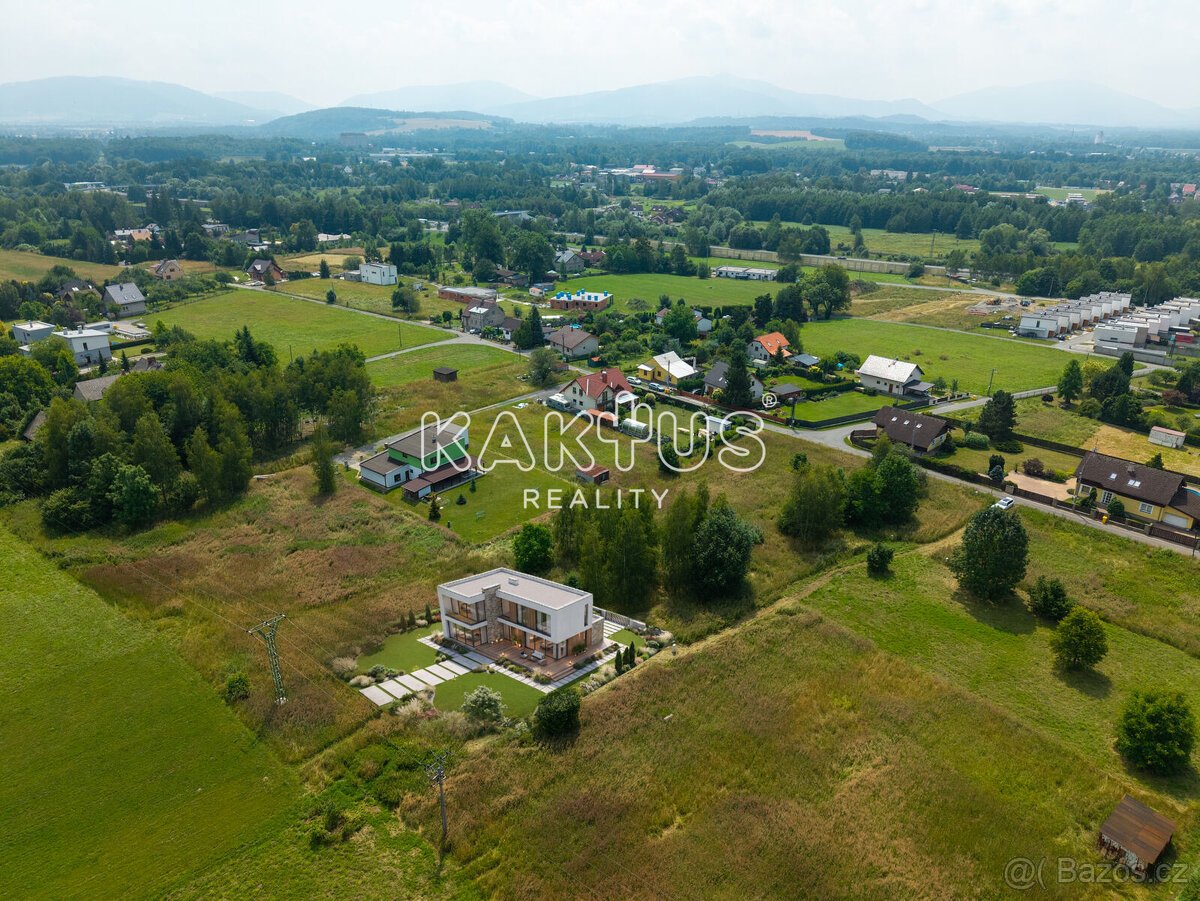 Stavební pozemek 1250 m2, Frýdek, Frýdek-Místek