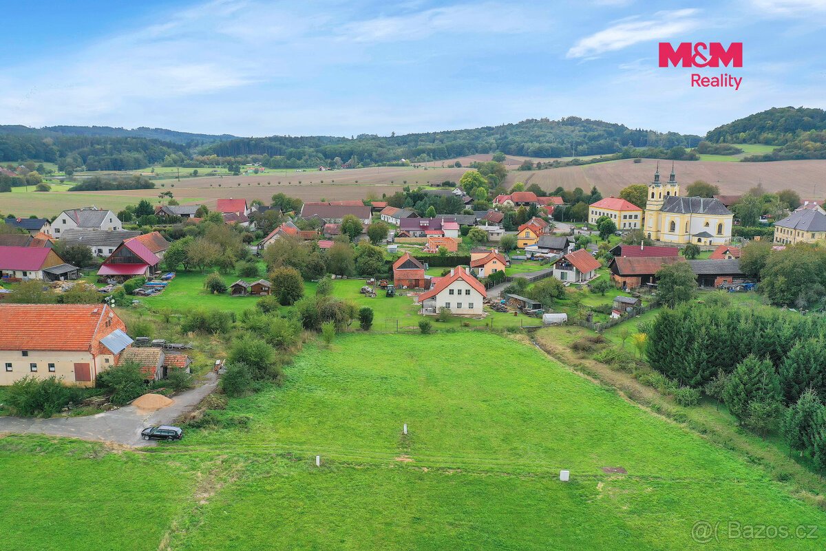 Prodej pozemku k bydlení, 1211 m², Ostružno