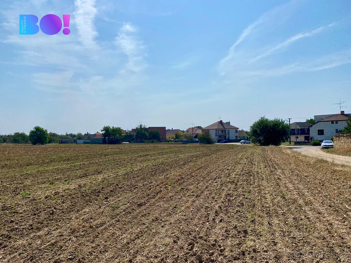 Prodej stavebního pozemku, 1900 m², Zvěrkovice, okres Třebíč