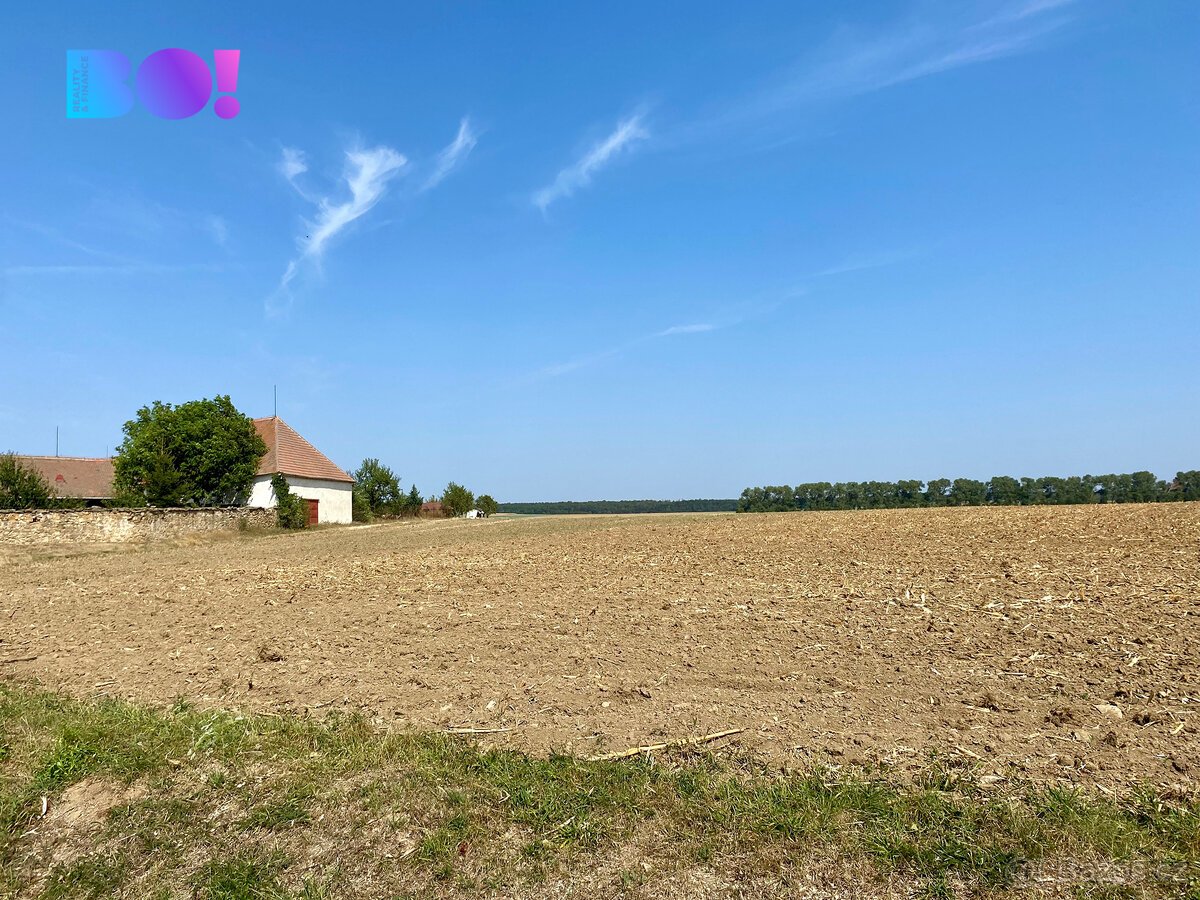 Prodej stavebního pozemku, 1900 m², Zvěrkovice, okres Třebíč