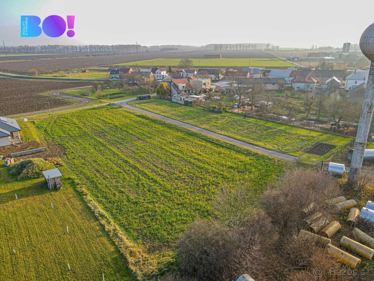 Prodej stavebního pozemku 4329 m², Kyselovice