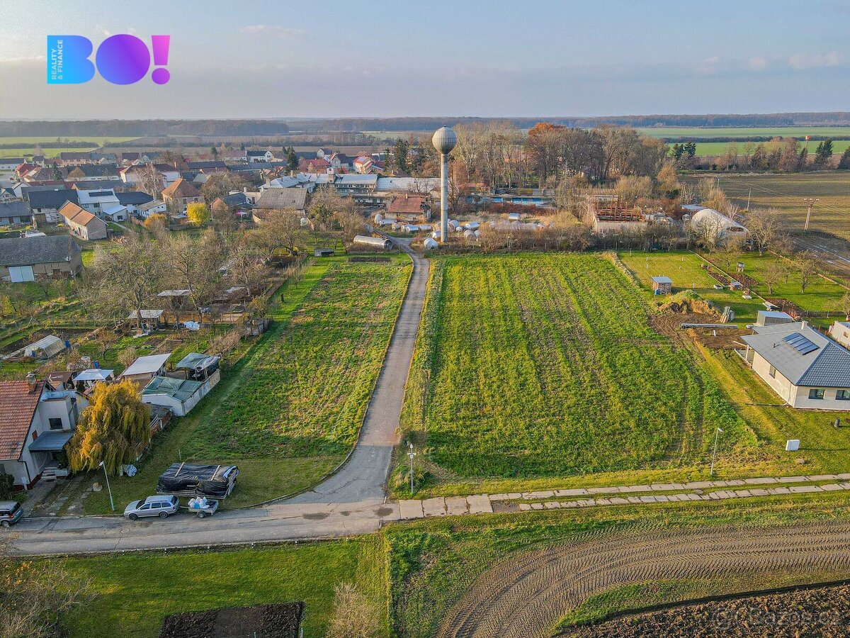 Prodej stavebního pozemku 4329 m², Kyselovice