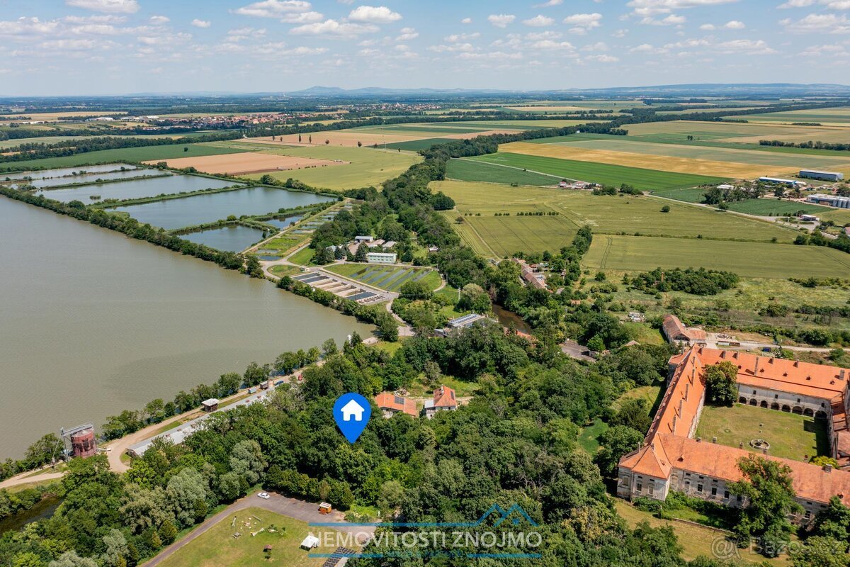 Prodej stavebního pozemku, 1514m2, k.ú. Jaroslavice u Znojma