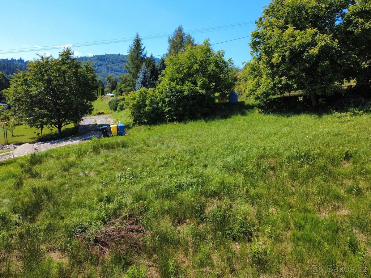Sravební pozemek, Milíkov