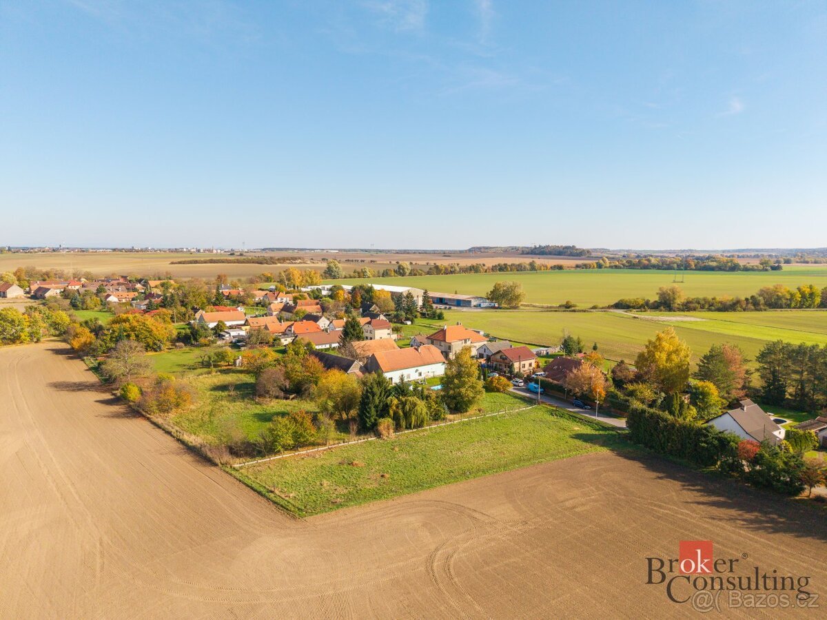 Prodej, pozemky/bydlení, 700 m2, Škudly, Přelouč, Pardubice 