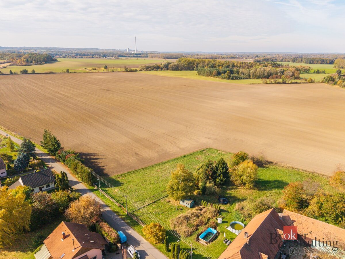 Prodej, pozemky/bydlení, 700 m2, Škudly, Přelouč, Pardubice 