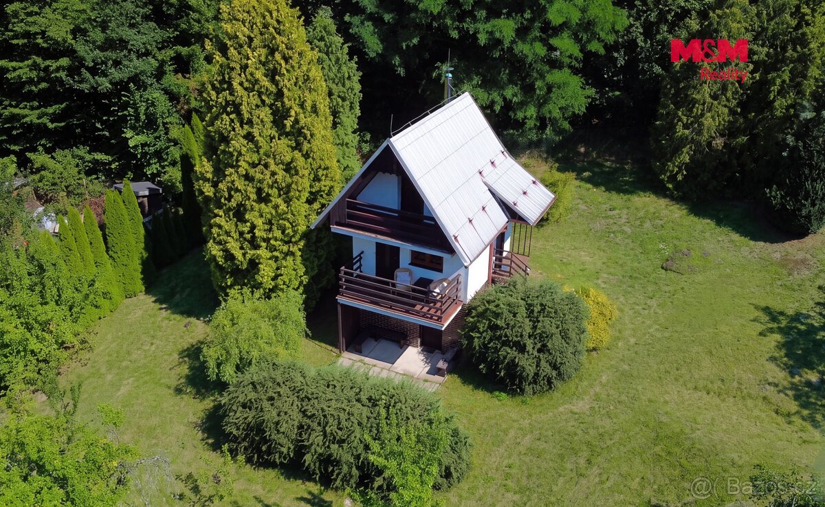 Prodej pozemku k bydlení, 1946 m², s chatou, Šternberk