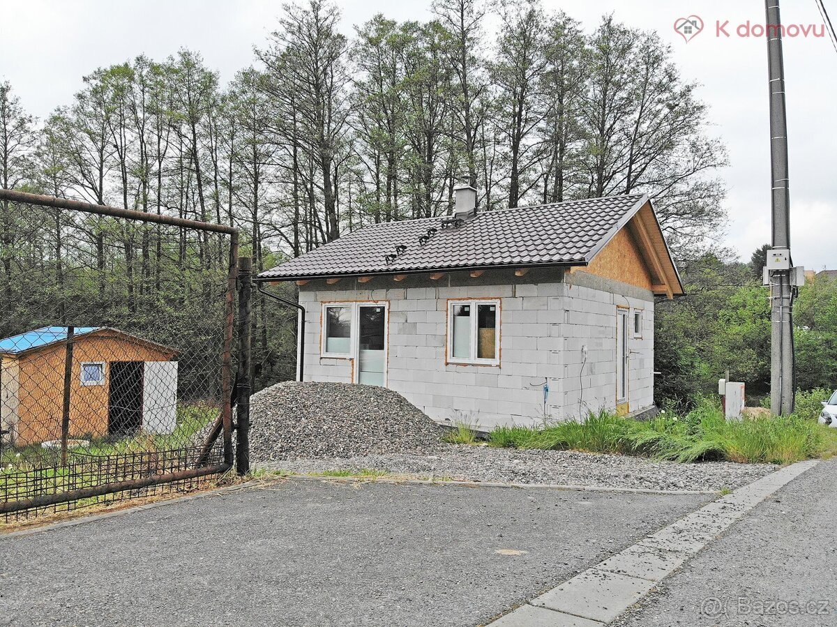 Prodej stavebního pozemku 1.604 m2, Přespolní, Orlová