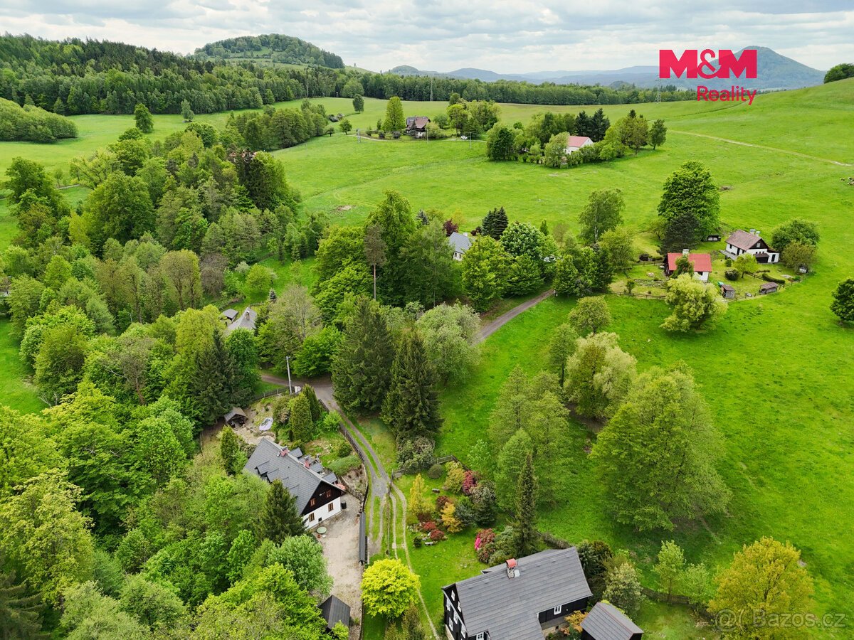 Prodej pozemku k bydlení, 1823 m², Kunratice
