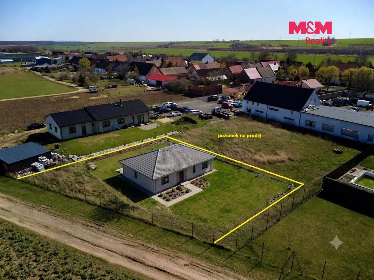 Prodej pozemku k bydlení, 832 m², Droužkovice