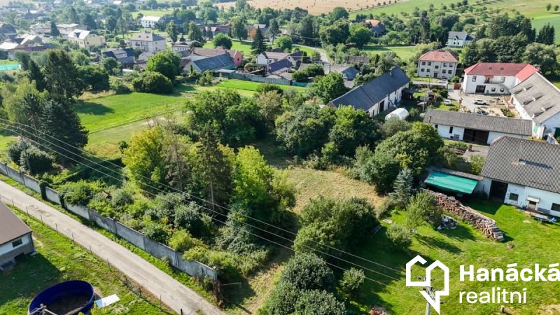 Prodej stavebního pozemku Podolí u Bouzova