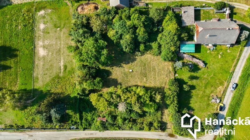 Prodej stavebního pozemku Podolí u Bouzova