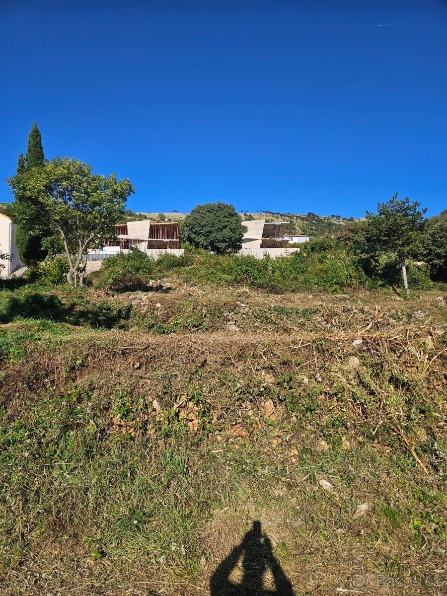 Chorvatsko-Stavebný pozemok s projektom na 4 apartmány
