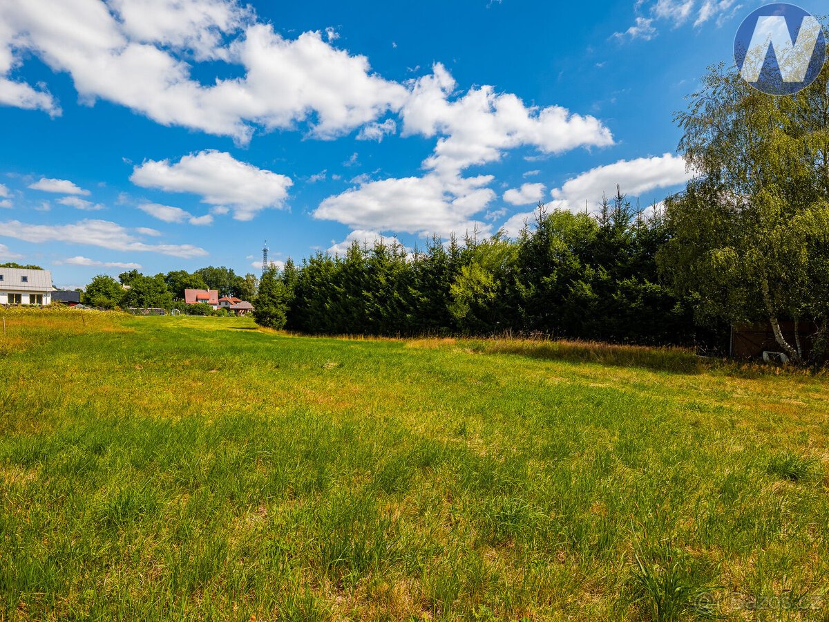 Prodej zasíťovaného stavebního pozemku 1 563 m² - Zdíkov, Šu