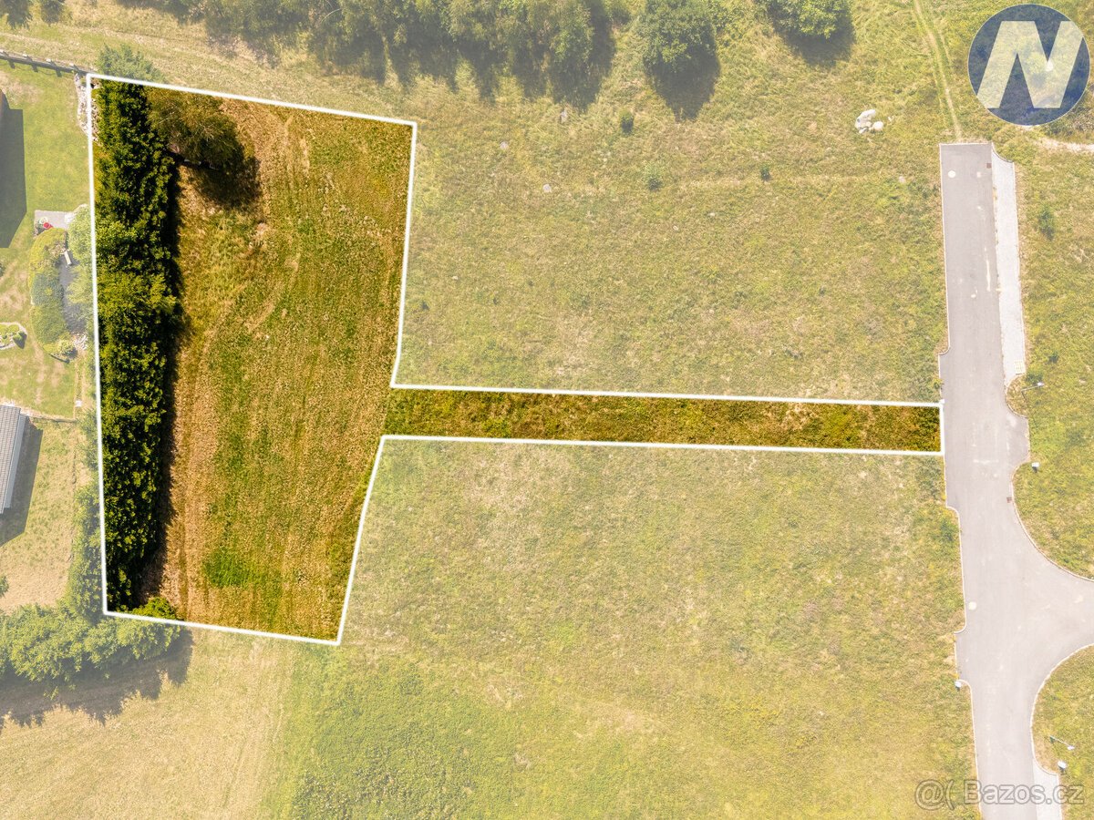 Prodej zasíťovaného stavebního pozemku 1 563 m² - Zdíkov, Šu