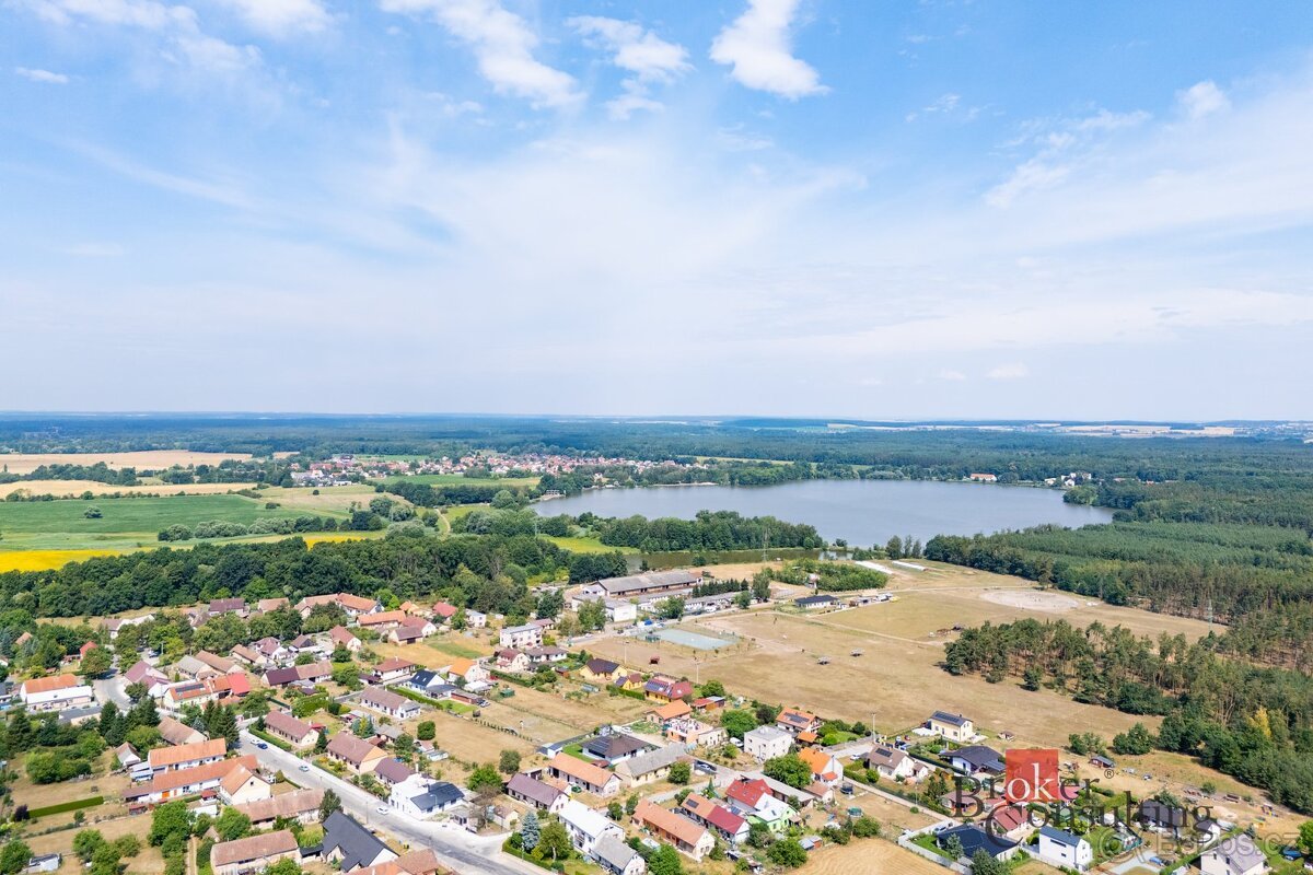 Prodej, pozemky/bydlení, 908 m2, Lohenice , Přelouč, Pardubi