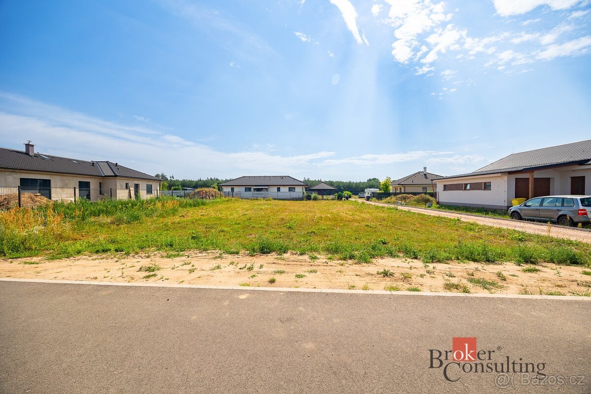 Prodej, pozemky/bydlení, 908 m2, Lohenice , Přelouč, Pardubi