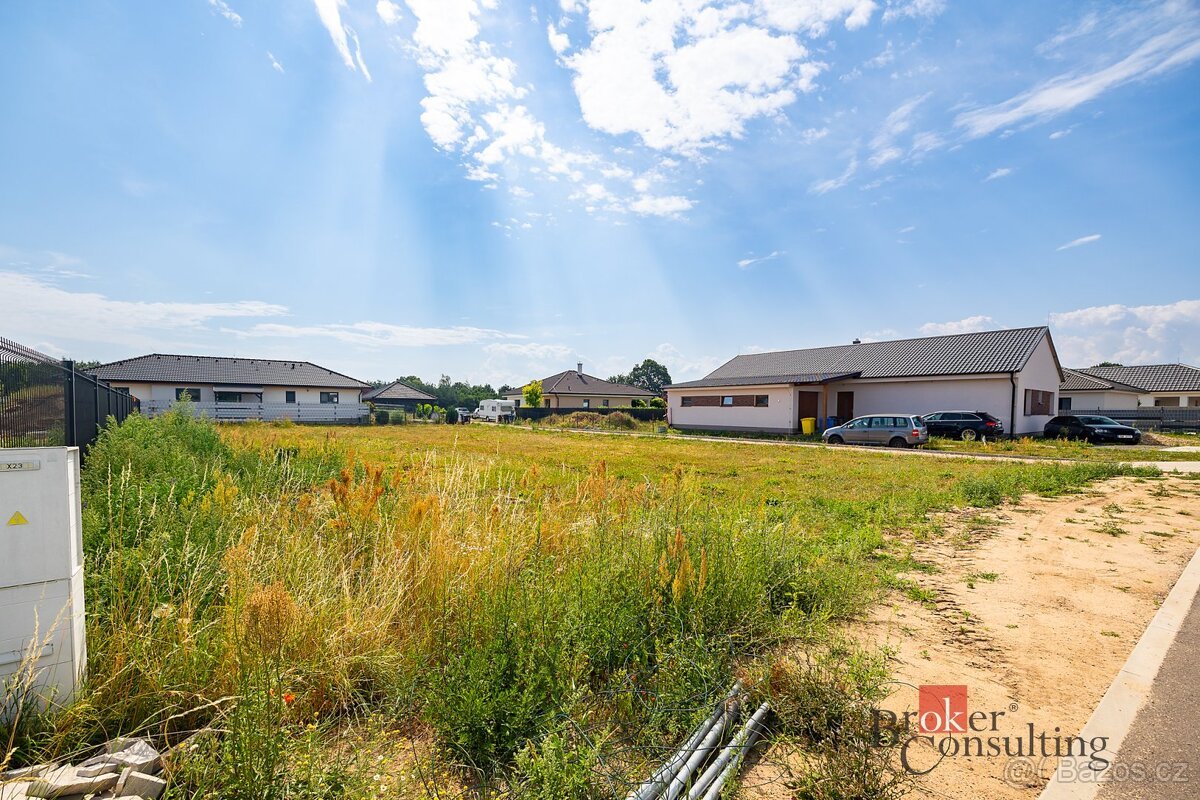 Prodej, pozemky/bydlení, 908 m2, Lohenice , Přelouč, Pardubi