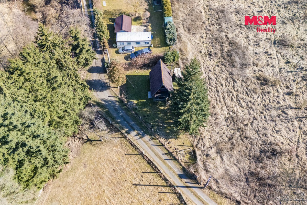 Prodej pozemku k bydlení, 305 m², Chrást