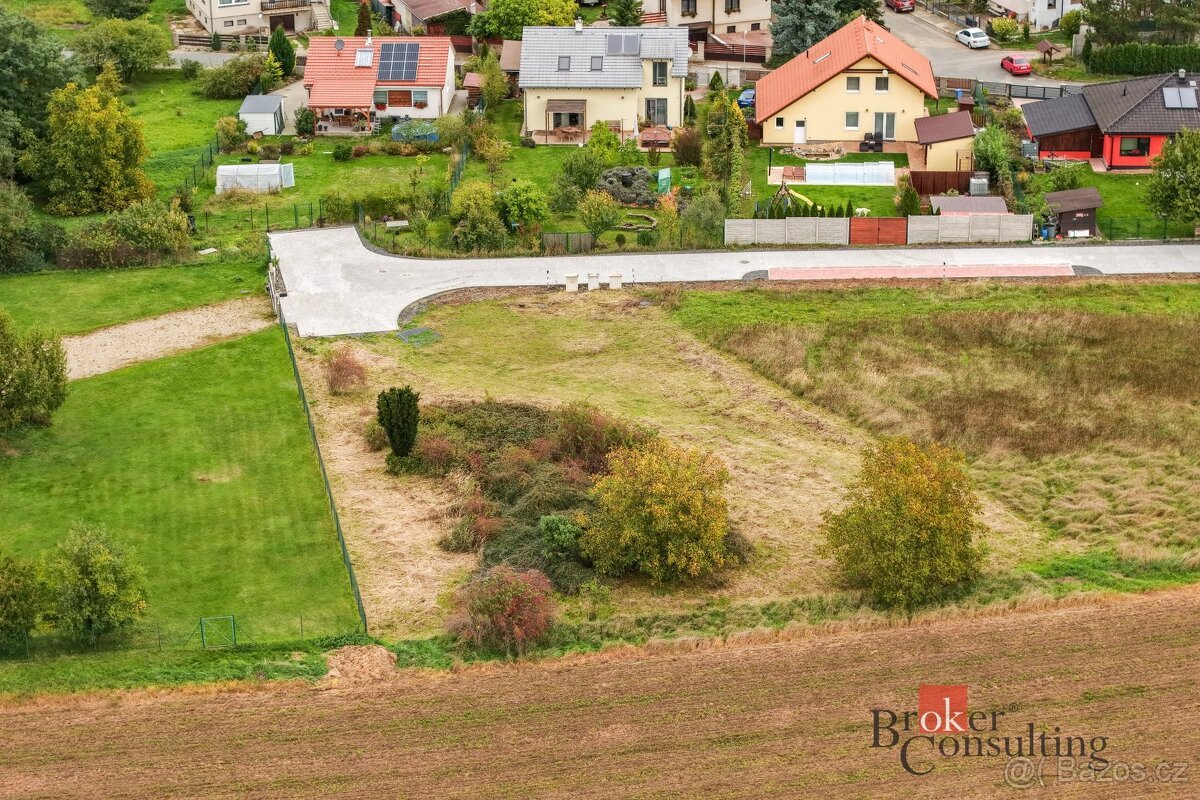 Prodej, pozemky/bydlení, 1008 m2, Ledčice , Mělník [ID 77506