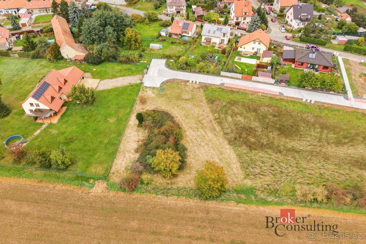 Prodej, pozemky/bydlení, 1008 m2, Ledčice , Mělník [ID 77506