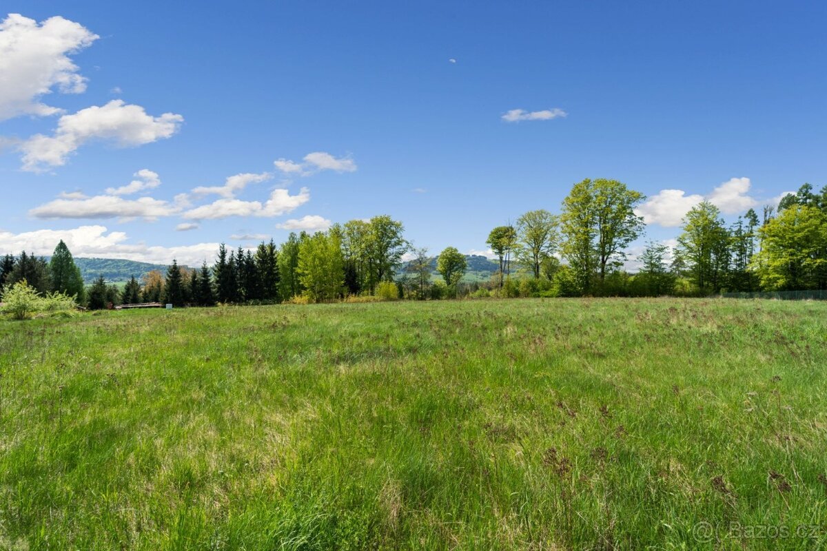 Stavební pozemek 6652 m² – Horní Nemojov