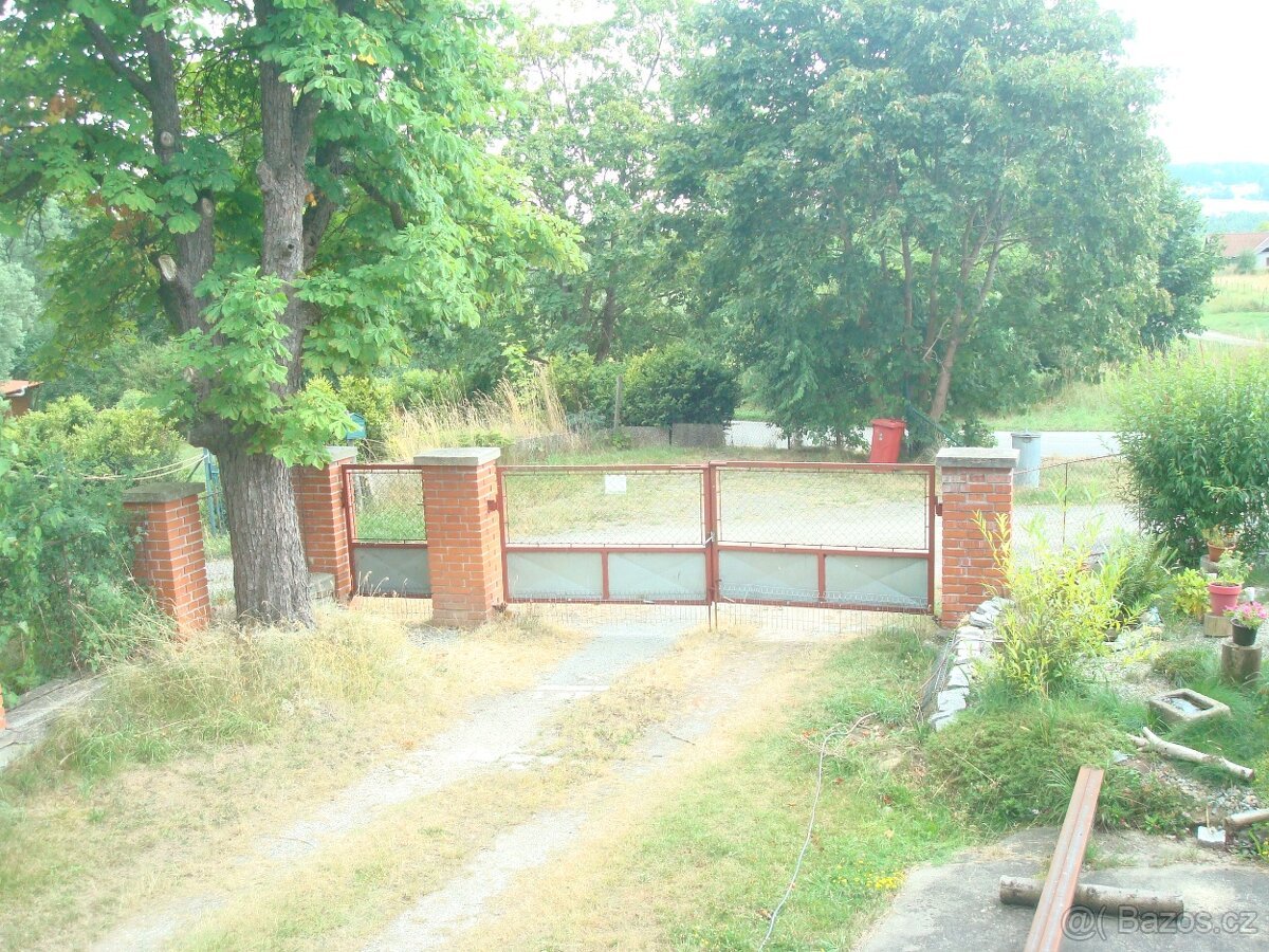 Pozemek zdarma k bytu