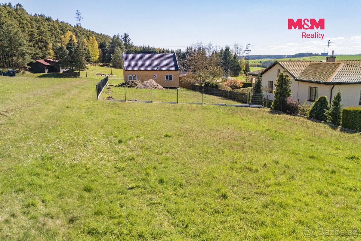 Prodej pozemku k bydlení, 1161 m², Mrtník