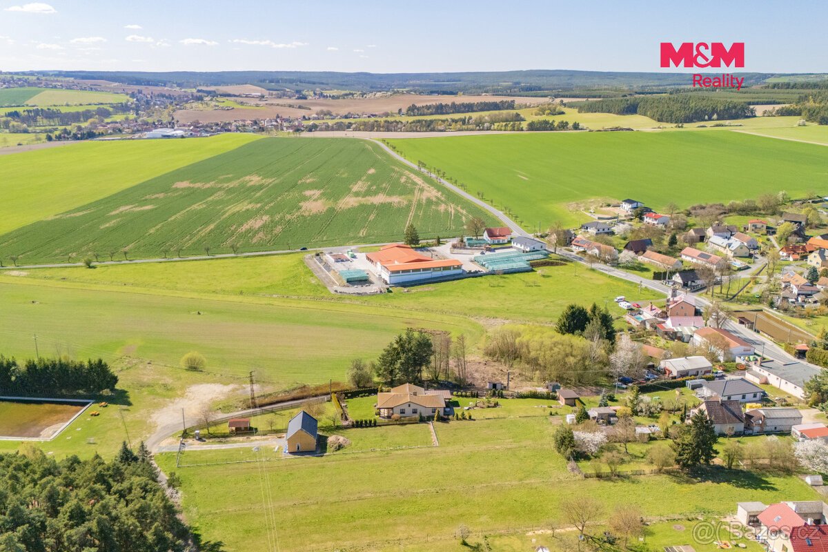Prodej pozemku k bydlení, 1161 m², Mrtník