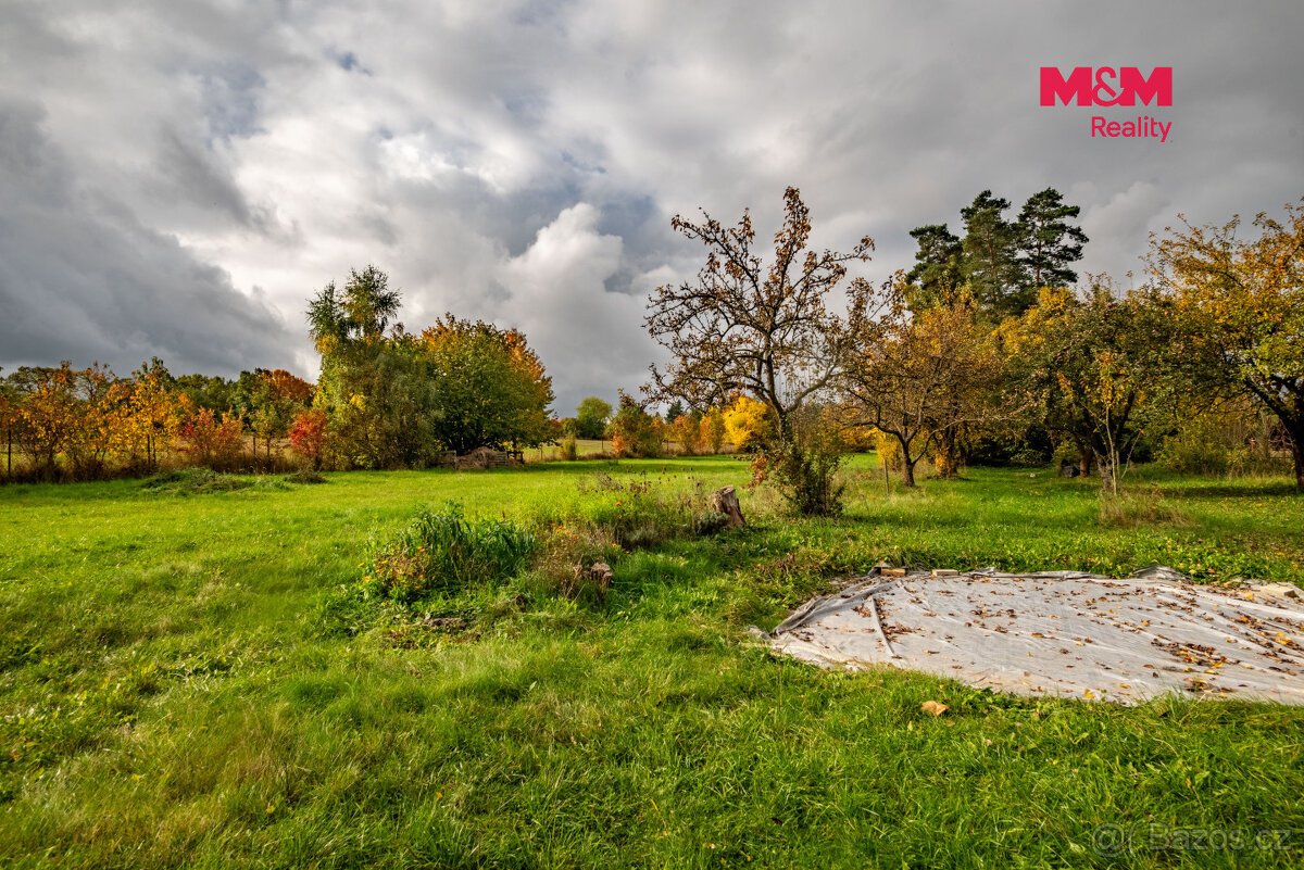 Prodej stavebního pozemku 4705 m², Mirovice