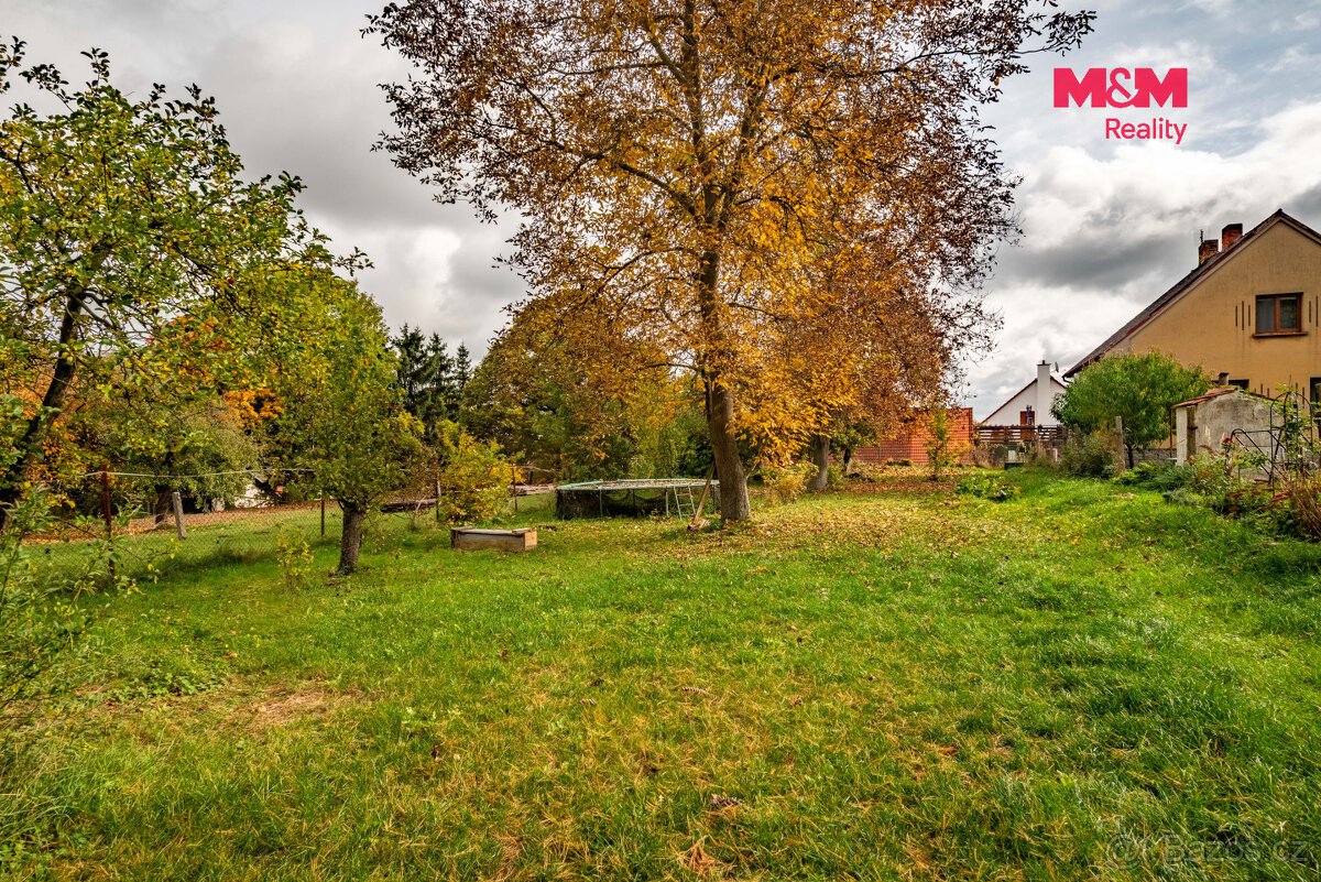 Prodej stavebního pozemku 4705 m², Mirovice