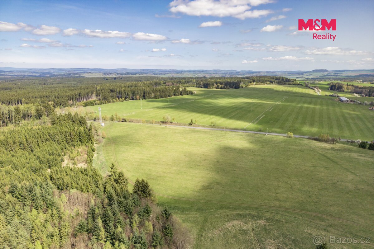 Prodej pozemků, 69439 m², Bezvěrov