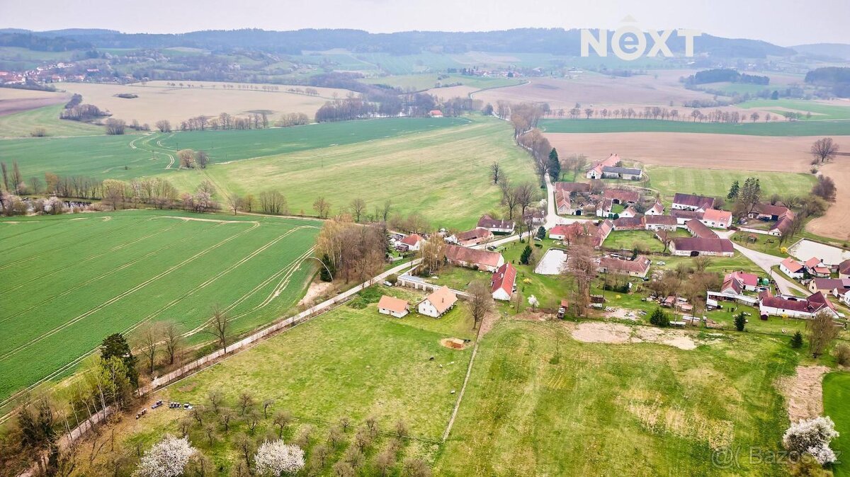 Prodej pozemek Bydlení, 8407㎡
