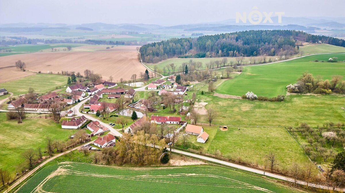 Prodej pozemek Bydlení, 8407㎡