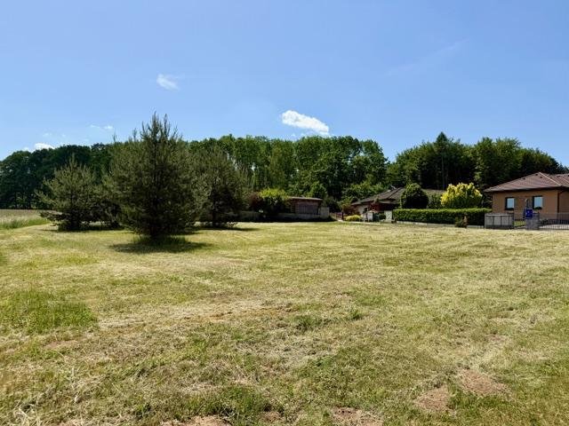 Stavební pozemek 1454 m2, Holičky - Morašice, okres Chrudim