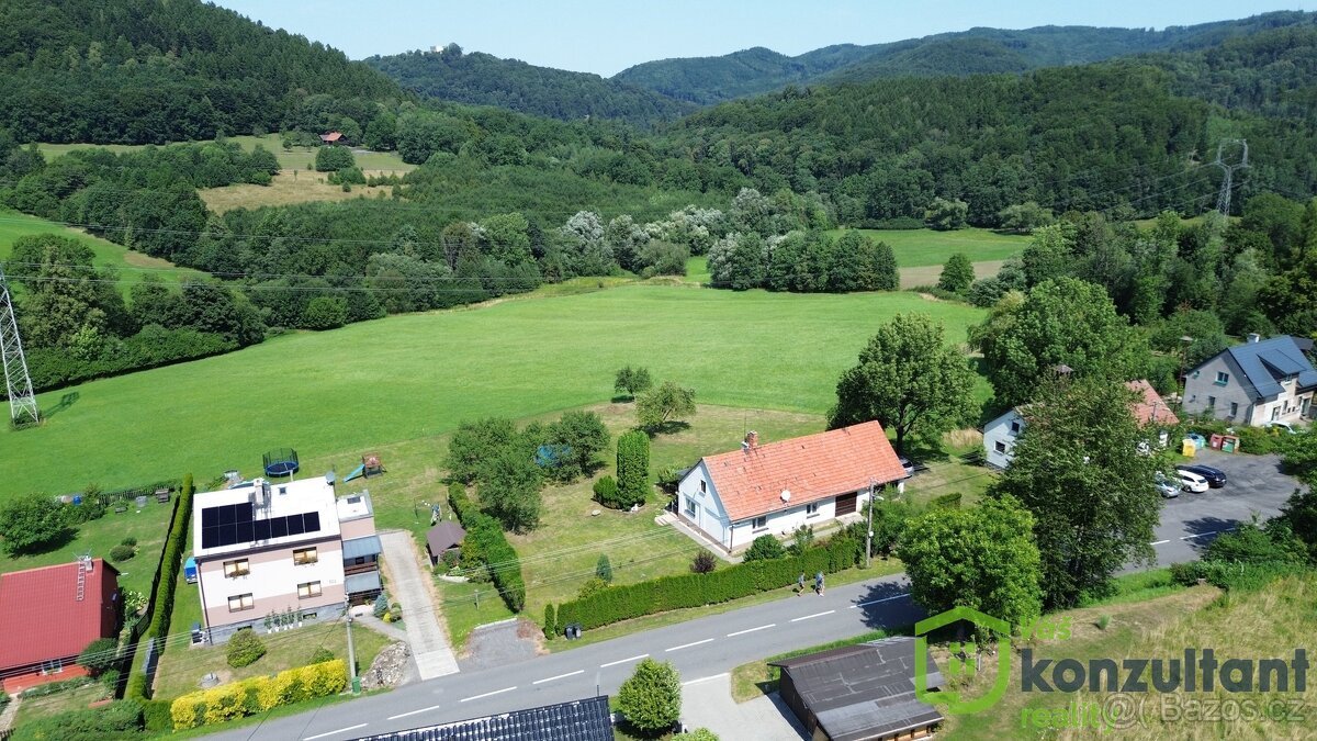 Prodej stavebního pozemku 1 000 m², Kozlovice - Měrkovice