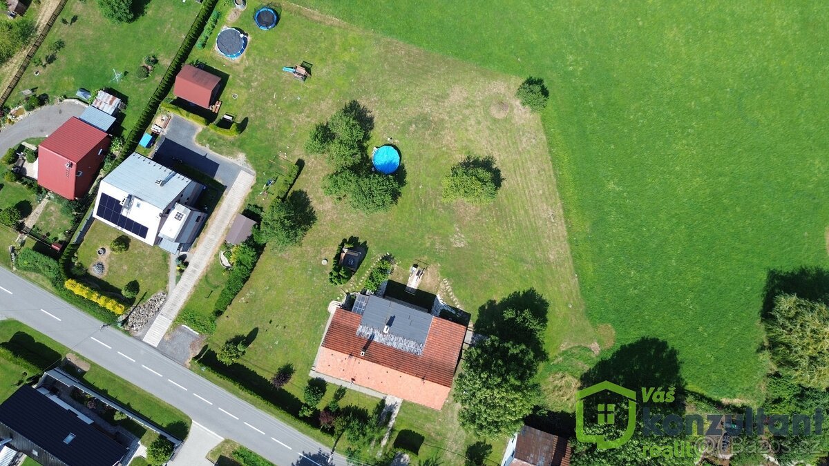 Prodej stavebního pozemku 1 000 m², Kozlovice - Měrkovice
