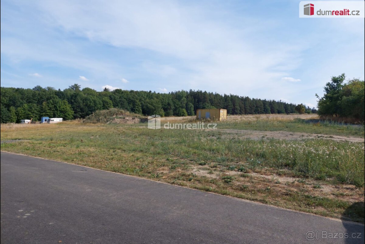 Prodej stavebního pozemku v Pocinovicích u Semněvic, okr. Do
