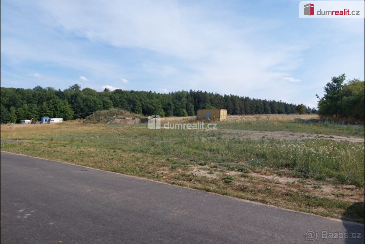 Prodej stavebního pozemku v Pocinovicích u Semněvic, okr. Do