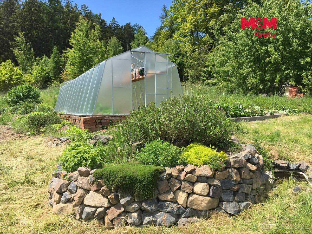 Prodej pozemku k bydlení, 22356 m², Švihov
