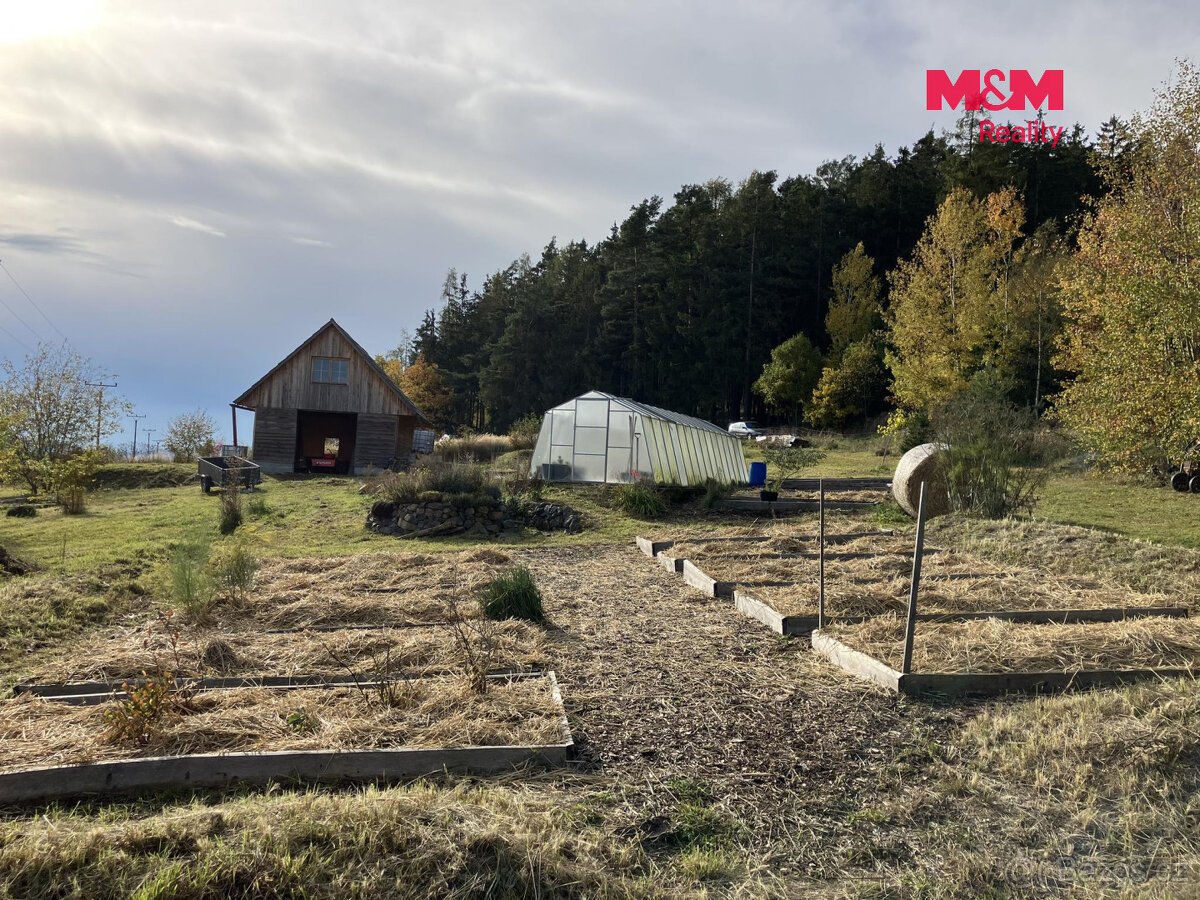 Prodej pozemku k bydlení, 22356 m², Švihov